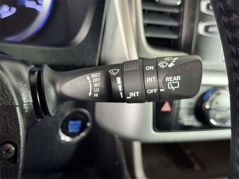 Used 2018 Toyota Highlander XLE image 24