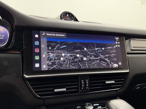 Certified 2022 Porsche Cayenne S image 43