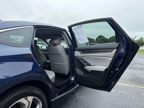 Used 2018 Honda Accord EX-L image 29