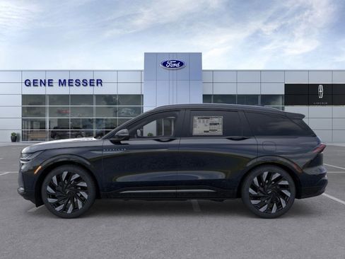 New 2026 Lincoln Nautilus Reserve image 25