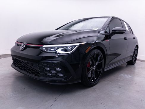 Used 2024 Volkswagen GTI SE FWD image 17