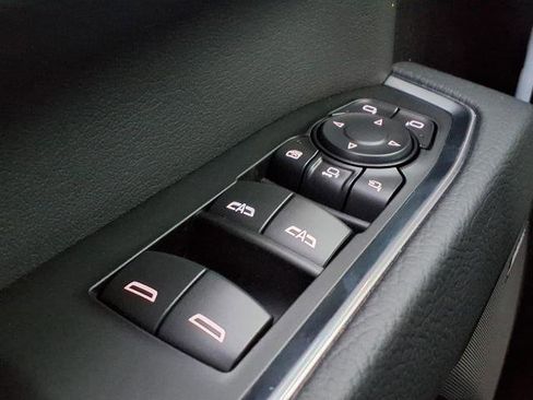 New 2026 GMC Sierra 3500 Denali w/ Denali Reserve Package image 17