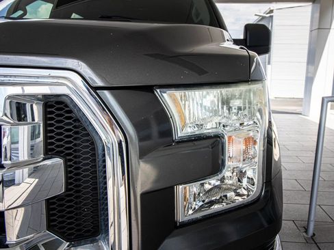 Used 2015 Ford F150 XLT w/ Trailer Tow Package RWD image 7