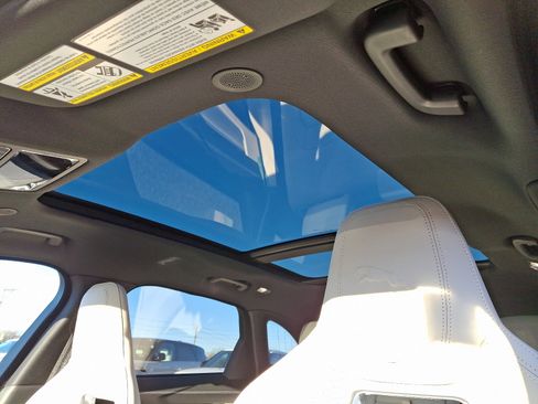 New 2026 Jaguar F-PACE R-Dynamic S image 12