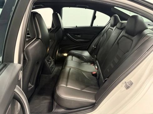 Used 2017 BMW M3 RWD image 36