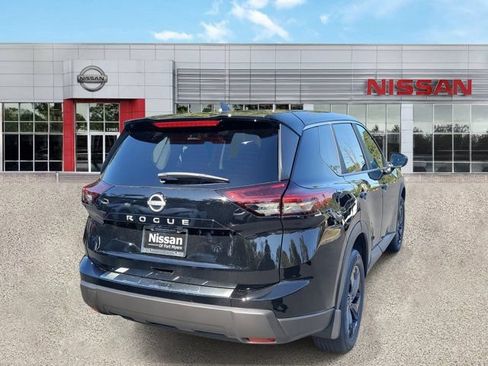 New 2026 Nissan Rogue SV FWD image 2