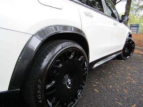 Used 2022 Mercedes-Benz Maybach GLS 600 4MATIC image 9