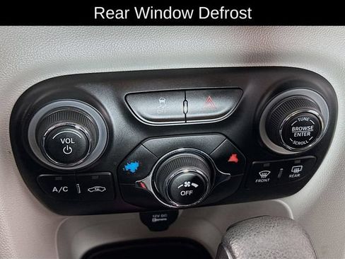Used 2013 Dodge Dart SXT FWD image 14