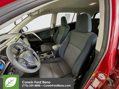 Used 2014 Toyota RAV4 LE image 19