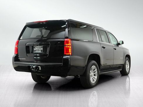 Used 2020 Chevrolet Suburban LT AWD/4WD image 5