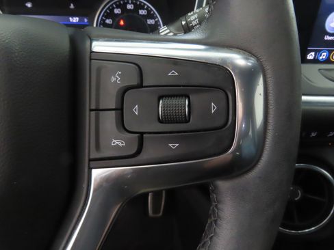Used 2022 Chevrolet Blazer LT w/ Sound & Technology Package FWD image 15
