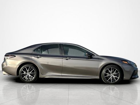 Certified 2024 Toyota Camry SE image 6