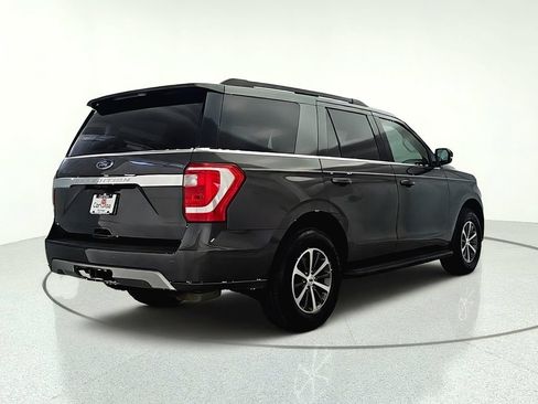 Used 2020 Ford Expedition XLT w/ Equipment Group 201A AWD/4WD image 6