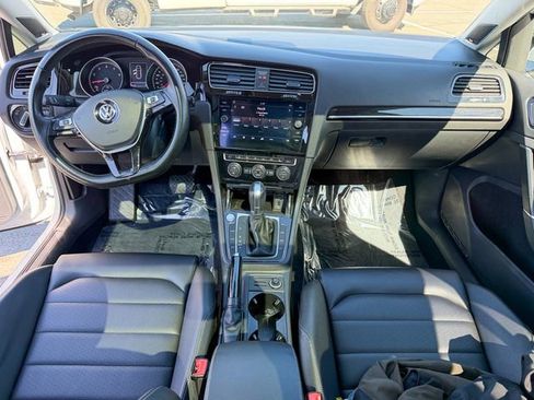 Used 2018 Volkswagen Golf SEL image 26