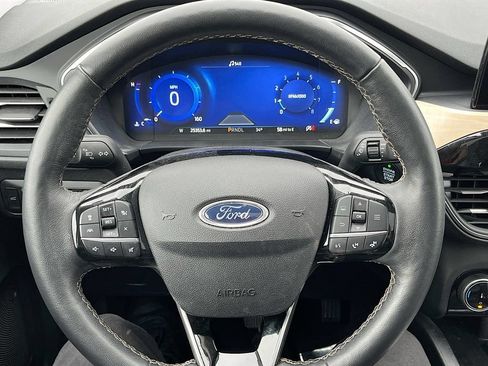 Used 2022 Ford Escape Titanium w/ Titanium Elite Package AWD/4WD image 11