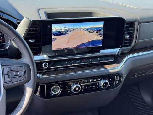 Used 2022 GMC Sierra 1500 Elevation image 5