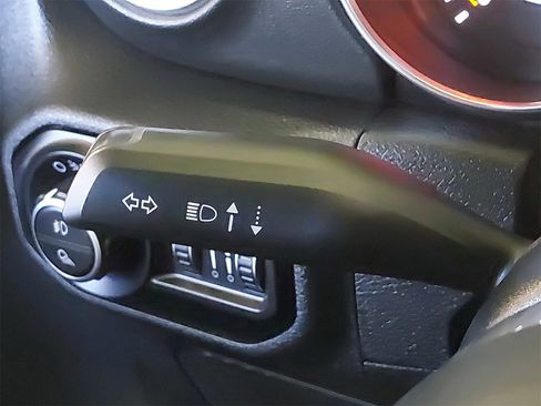 Used 2020 Jeep Gladiator Overland image 21