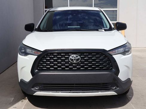 Used 2022 Toyota Corolla Cross L AWD/4WD image 5