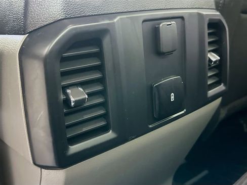 Used 2018 Ford F150 XL w/ Equipment Group 101A Mid image 22