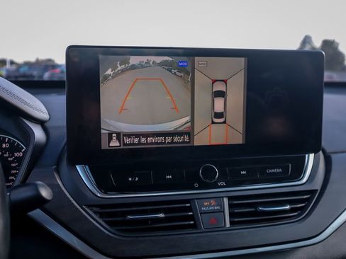 Certified 2023 Nissan Altima 2.5 SL image 16