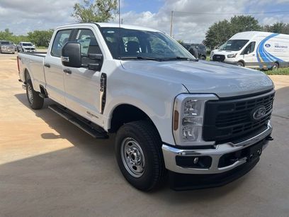 New 2025 Ford F250 XL w/ XL Chrome Package