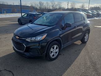 Used 2022 Chevrolet Trax LS w/ Tint and Cruise Package video 1