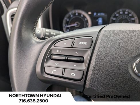 Used 2022 Hyundai Venue SEL w/ Cargo Package image 27