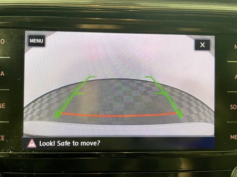 Used 2022 Volkswagen Passat 2.0T R-Line image 22