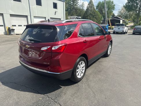 Used 2021 Chevrolet Equinox LT image 3