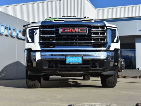 Certified 2025 GMC Sierra 3500 SLE w/ SLE Convenience Package image 2