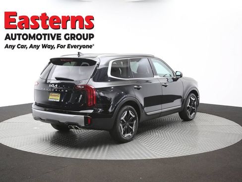 Used 2025 Kia Telluride S FWD image 41