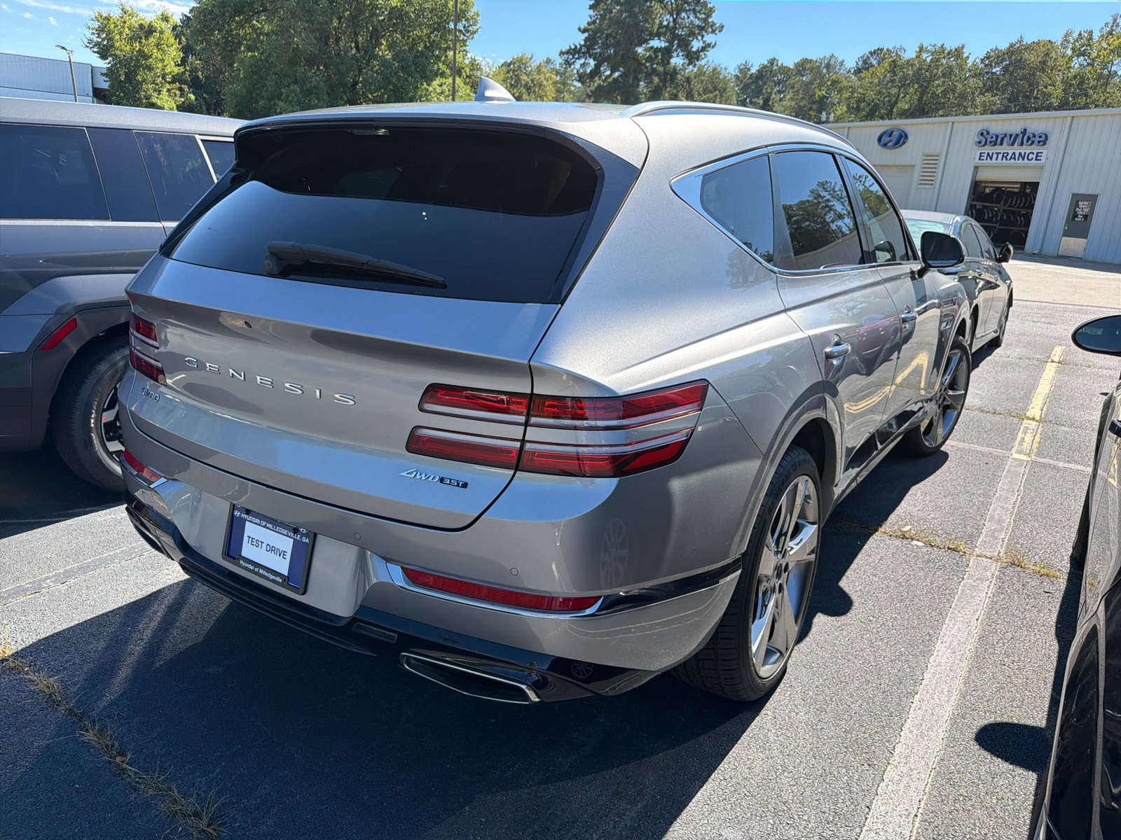 Used 2024 Genesis GV80 3.5T w/ Prestige Package AWD/4WD image 3