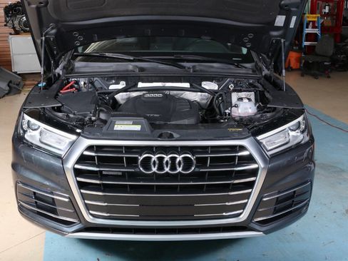Used 2018 Audi Q5 2.0T Premium AWD/4WD image 7