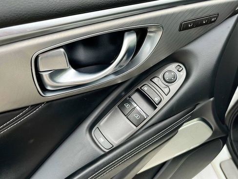 Used 2021 INFINITI Q60 3.0t Luxe w/ Essential Package image 18