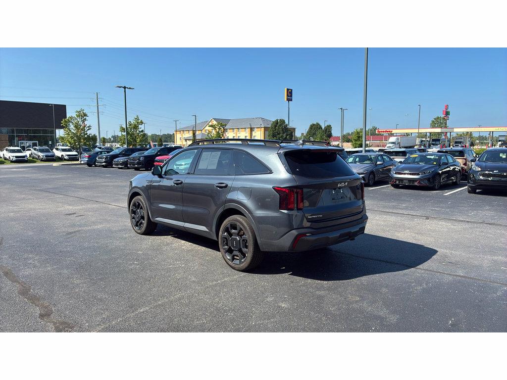 Used 2024 Kia Sorento SX Prestige w/ Sage Leather Package AWD/4WD image 5