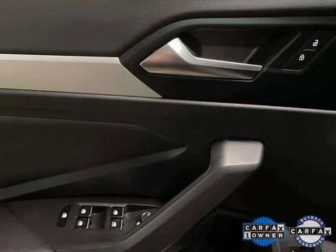 Used 2025 Volkswagen Jetta Sport image 29