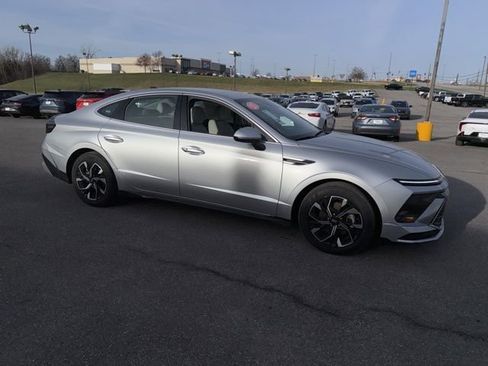 Used 2025 Hyundai Sonata SEL image 8