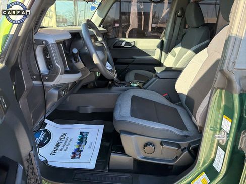 Used 2022 Ford Bronco 4-Door AWD/4WD image 16