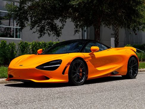 New 2027 McLaren 750S RWD image 22