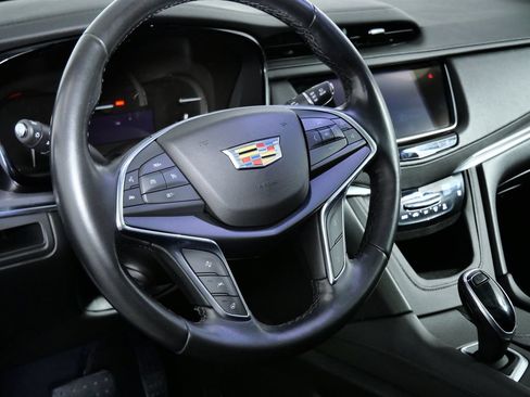 Used 2019 Cadillac XT5 Premium Luxury AWD/4WD image 18