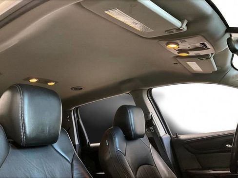 Used 2014 Chevrolet Traverse LTZ image 25