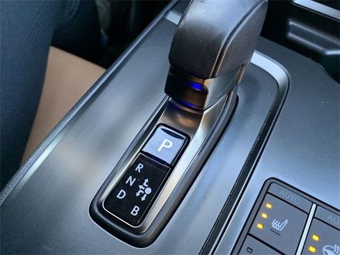 Used 2025 Lexus UX 300h 300h image 25