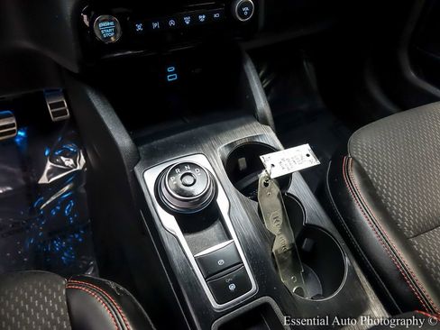 Used 2023 Ford Escape ST-Line Elite image 18