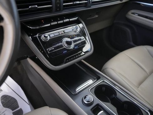 Used 2021 Lincoln Corsair FWD w/ Equipment Group 101A image 27