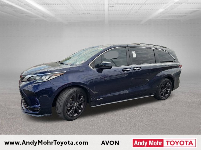Used 2021 Toyota Sienna XSE FWD image 4