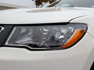 Used 2018 Jeep Compass Sport w/ Tech Group video 3