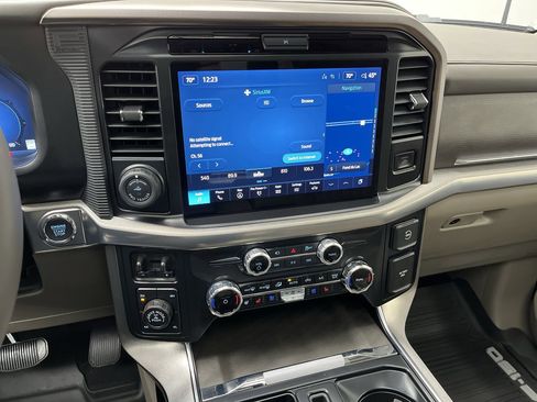 New 2025 Ford F150 Platinum w/ Equipment Group 703A Plus AWD/4WD image 19