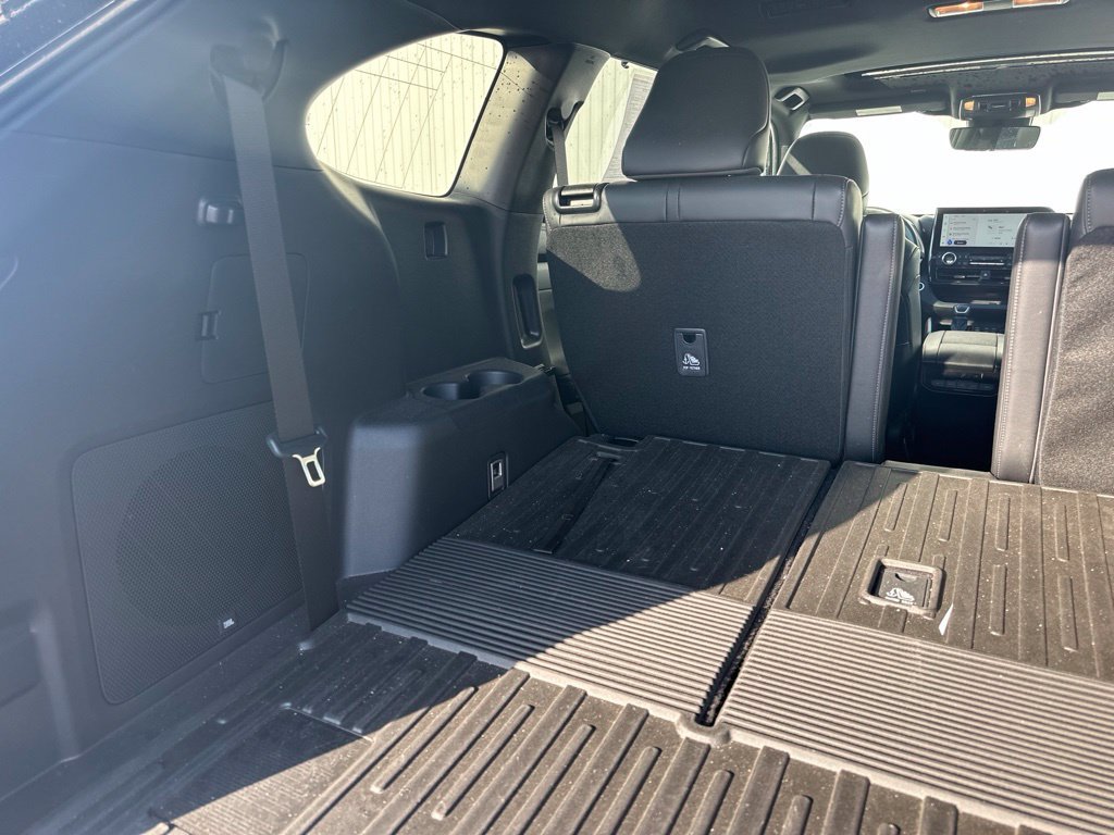 Used 2023 Toyota Highlander XSE AWD/4WD image 22