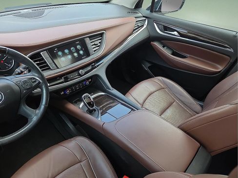 Used 2018 Buick Enclave Avenir w/ Avenir Technology Package FWD image 19