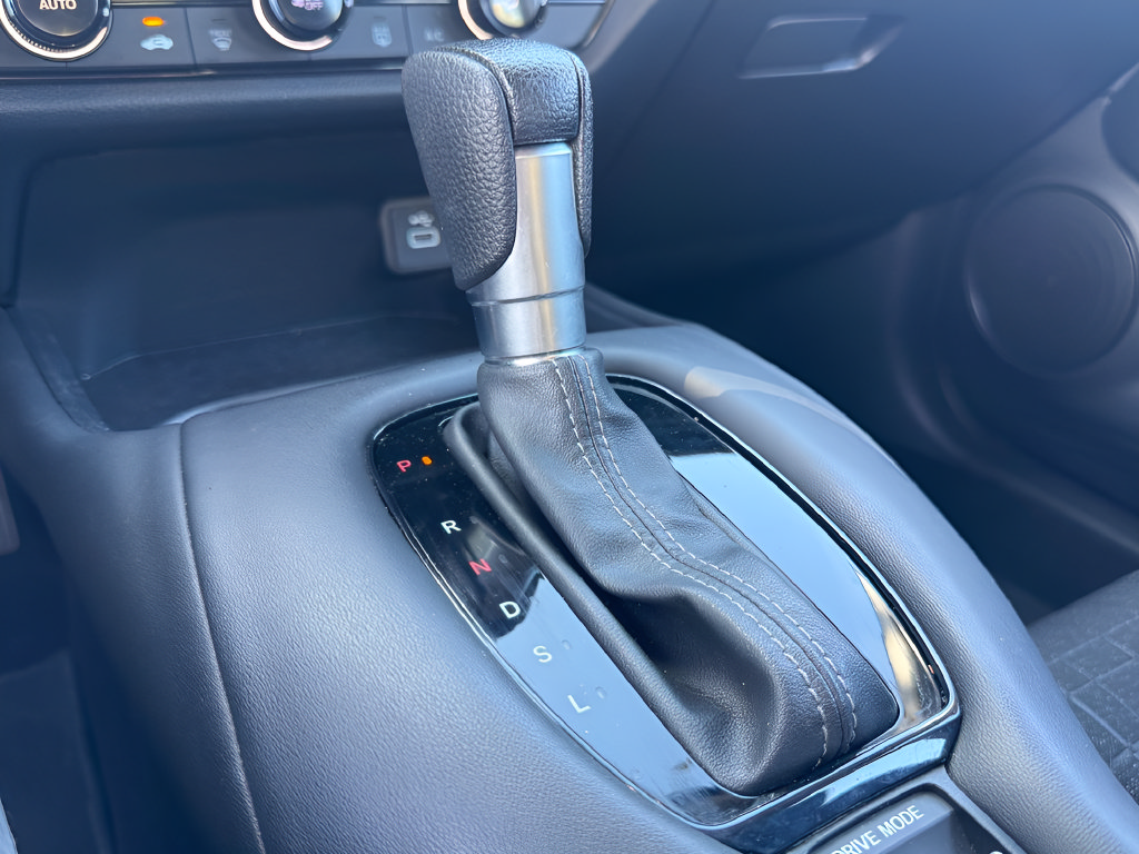 Used 2024 Honda HR-V LX image 28